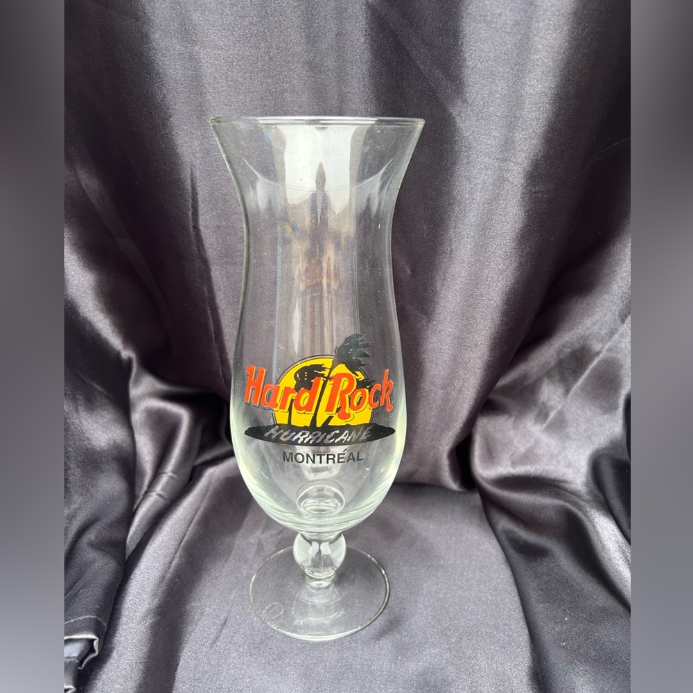 NIB Hard Rock Cafe “Montreal” Hurricane Glass